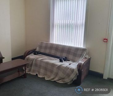 4 bedroom terraced house to rent - Photo 1