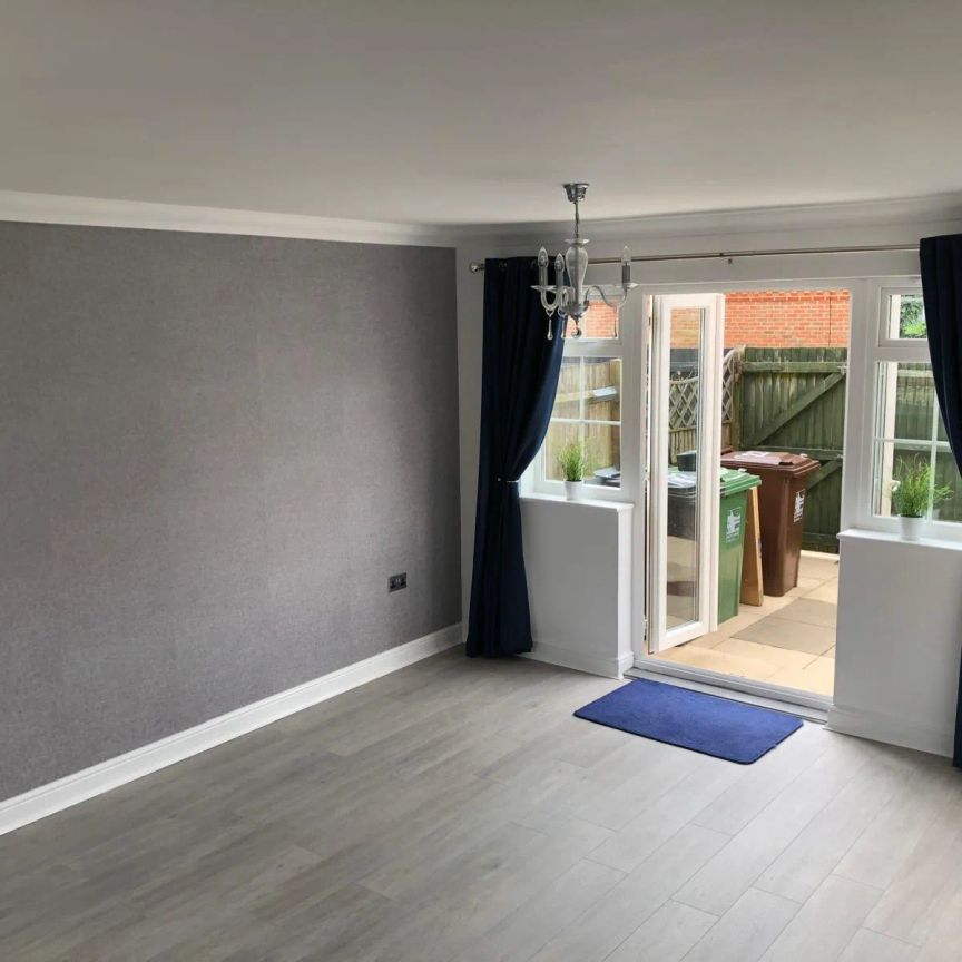 Golden gate Way - Photo 1