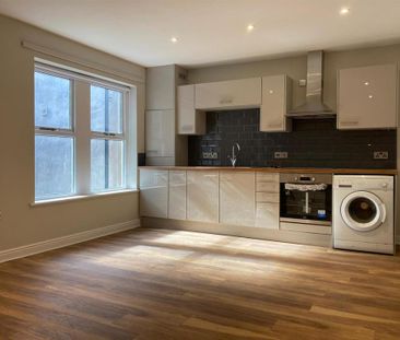 1 bedroom private hall to rent - Photo 3