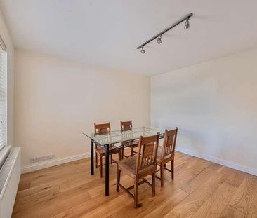 Headington, Oxford, OX3 - Photo 1