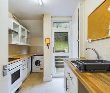 4 bedroom terraced house to rent - Photo 2