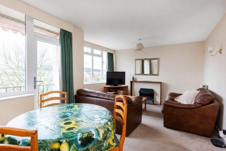 2 bedroom apartment to rent - Photo 3