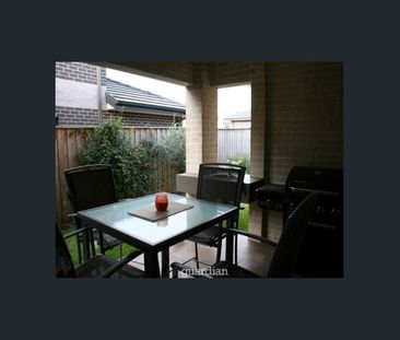 Impressive family home - Photo 1