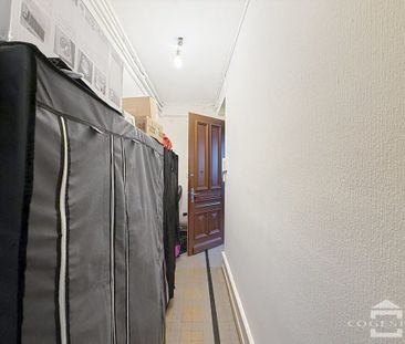 Bel appartement de 1.5 pièce au 4ème étage en cours de réfection. - Photo 3