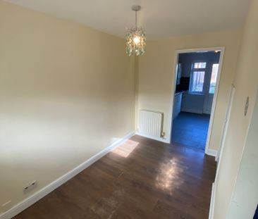 Fantastic 3 Bed Terraced House in Drayton - Photo 3