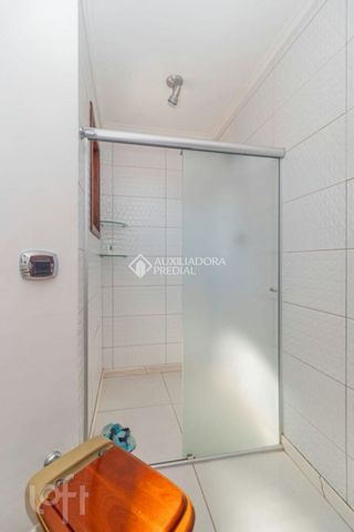 Casa com 2 quartos e 168m² para alugar em Sarandi, Porto Alegre. - Foto 3