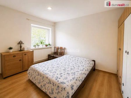 Pronájem bytu 2+1 ve Všebořicích s vlastním parkovacím stáním - Photo 4