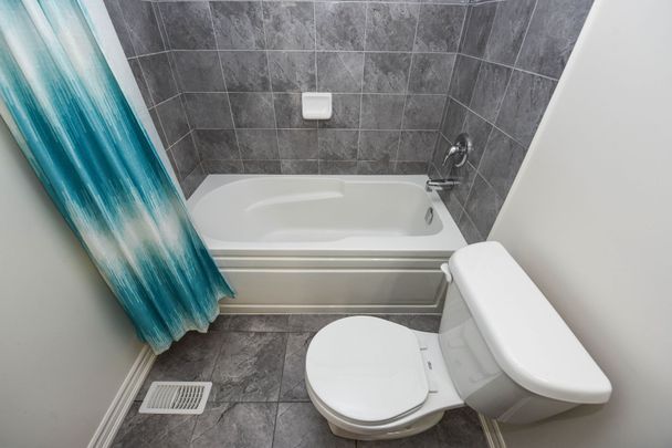 For Lease - 39 Stewardship Road, Brampton, Ontario - Photo 1