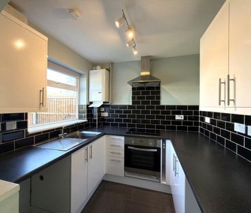 2 bedroom house to rent - Photo 2