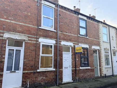 2 bedroom detached house to rent - Photo 4