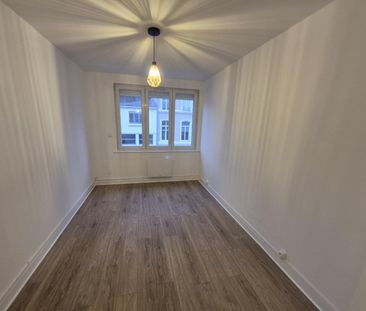 Location Appartement 3 pièces 46m² BOULOGNE SUR MER 62200 - Photo 2