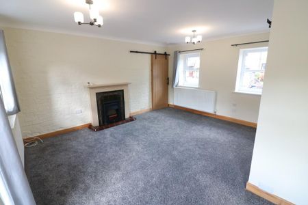 2 bedroom detached house to rent - Photo 4