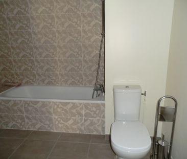 Location Appartement 1 pièce 34m² CHALON SUR SAONE 71100 - Photo 1