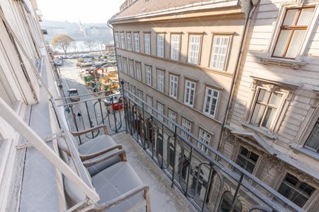 Régi posta utca | Property for Long Term Rent in Budapest - Photo 2