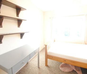 5 bedroom detached house to rent - Photo 6