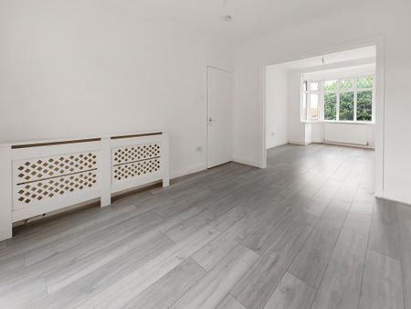 3 bedroom terraced house to rent - Photo 3