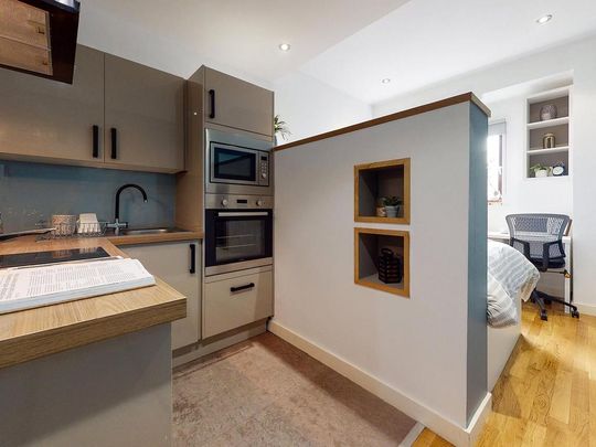 Studio to rent - Photo 1