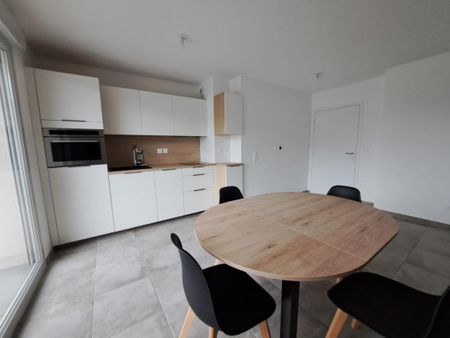 Location Appartement 2 pièces Meublé 41m² ST PIERRE EN FAUCIGNY 74800 - Photo 5