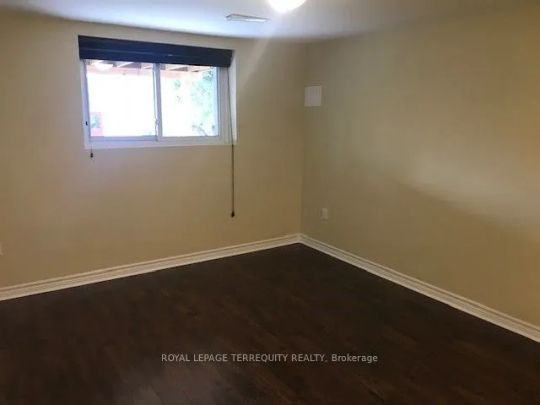 233 Shawnee Circle - Photo 1