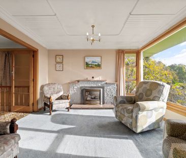Sunny home with great views - Photo 3