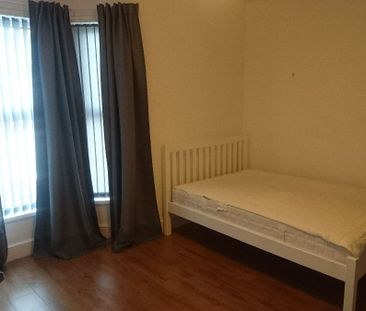 Connaught Road, Kensington Fields. - Photo 6