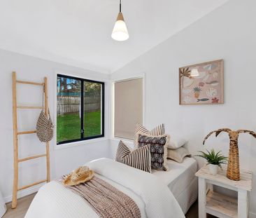 Spacious & Stylish Living in a Prime Coastal Location - Photo 5