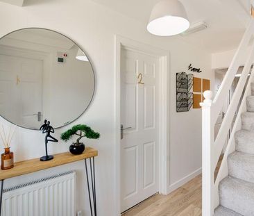 Mixed use to rent - Photo 2