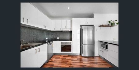 27 Sherman Drive, Upper Coomera QLD 4209 - House For Rent | Domain - Photo 2