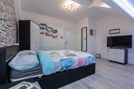 7 bedroom terraced house to rent - Photo 4