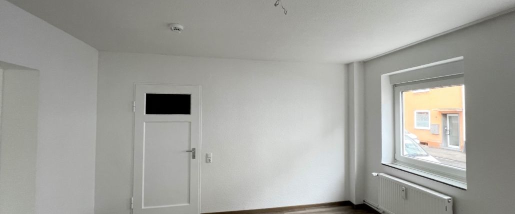 2-Zimmer-Erdgeschosswohnung in Düren-Stadtmitte, Steinweg 9 - Photo 1