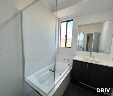 Modern Comfort & Style in Banksia Grove - Photo 1