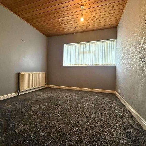 Small Street, West Bromwich, B71 - Photo 1