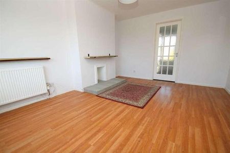 Wilton Drive, Trowbridge, BA14 - Photo 3