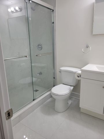 For Lease - 30 Wilson Drive, Bradford West Gwillimbury, Ontario - Photo 5