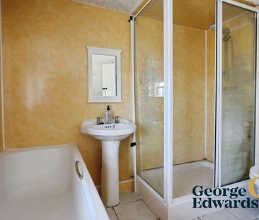 Room In Nelson House Goat Street Haverfordwest, SA61 - Photo 5