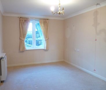 2 bedroom retirement property to rent - Photo 4