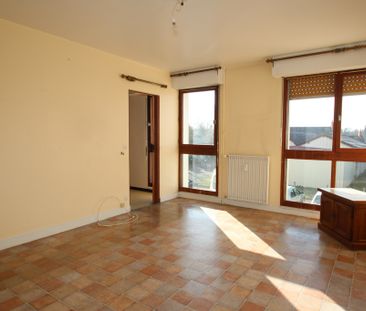 Location Appartement 2 pièces 53m² DECIZE 58300 - Photo 1