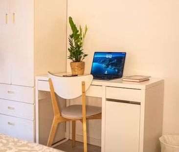 Carrer dels Escudellers, Barcelona, Catalonia 08002 - Photo 5