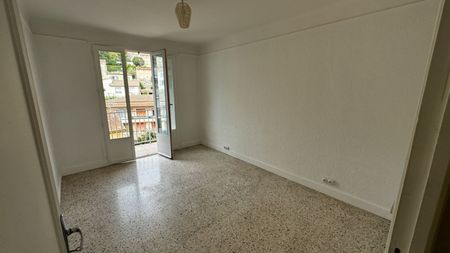 A LOUER Appartement Grasse 3 pièce(s) 62.93 m2 avec garage et cave - Photo 5