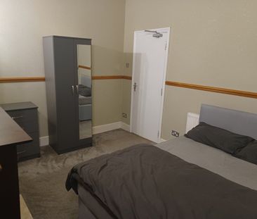 Room in a Shared House, Hatfield Road, B19 - Photo 1