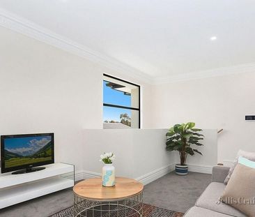 1/11 Anthony Drive, Mount Waverley - Photo 2