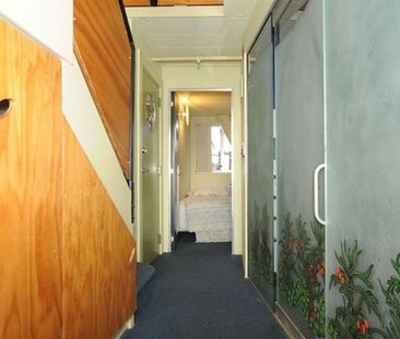 Mount Cook, 2 bedrooms QBA apartment, $590/$640pw - Photo 3