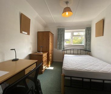 5 bedroom semi-detached house to rent - Photo 5