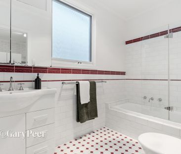 60 Regent St, Elsternwick VIC 3185 - House For Rent | Domain - Photo 5