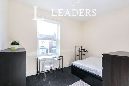 4 bedroom house to rent Charlotte Road, Sheffield, S1 - Photo 5
