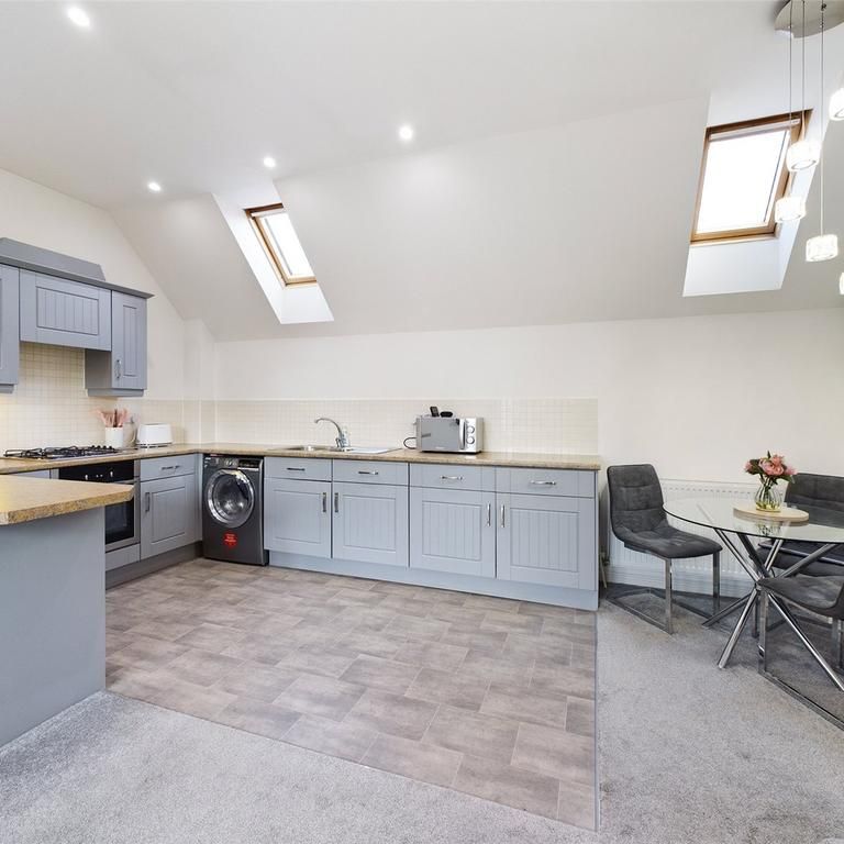 2 bedroom detached house to rent - Photo 1