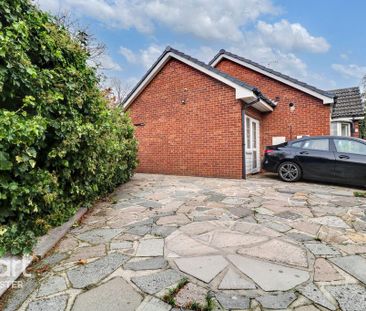 3 bedroom bungalow to rent - Photo 2