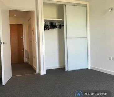1 bedroom flat to rent - Photo 6