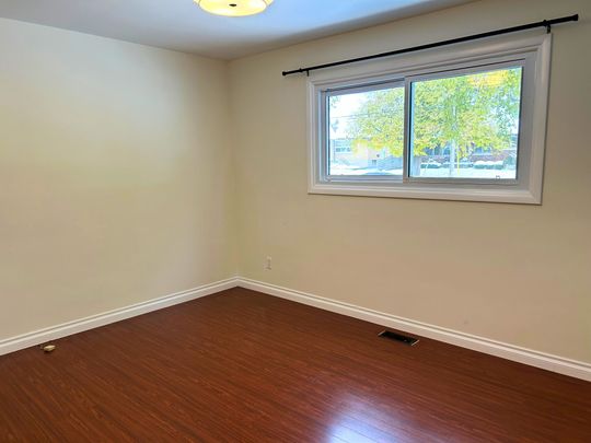 For Lease - 182 Metcalfe Street Unit# Upper, Guelph, Ontario - Photo 1