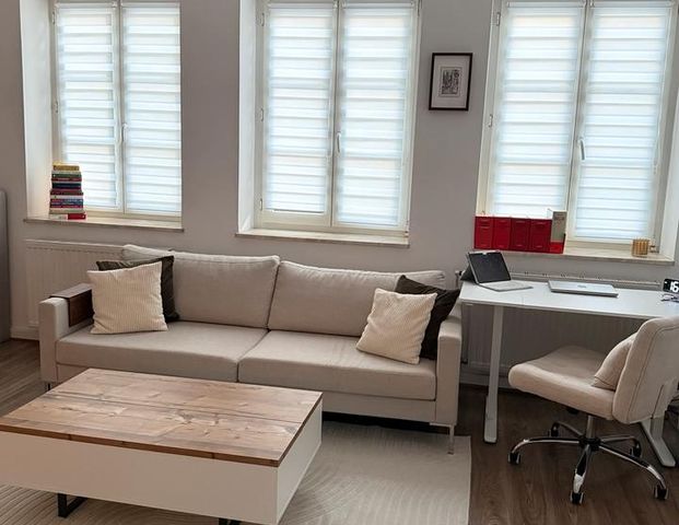 Charmante 1-Zimmer-Wohnung im Herzen der Düsseldorfer Altstadt - Foto 1